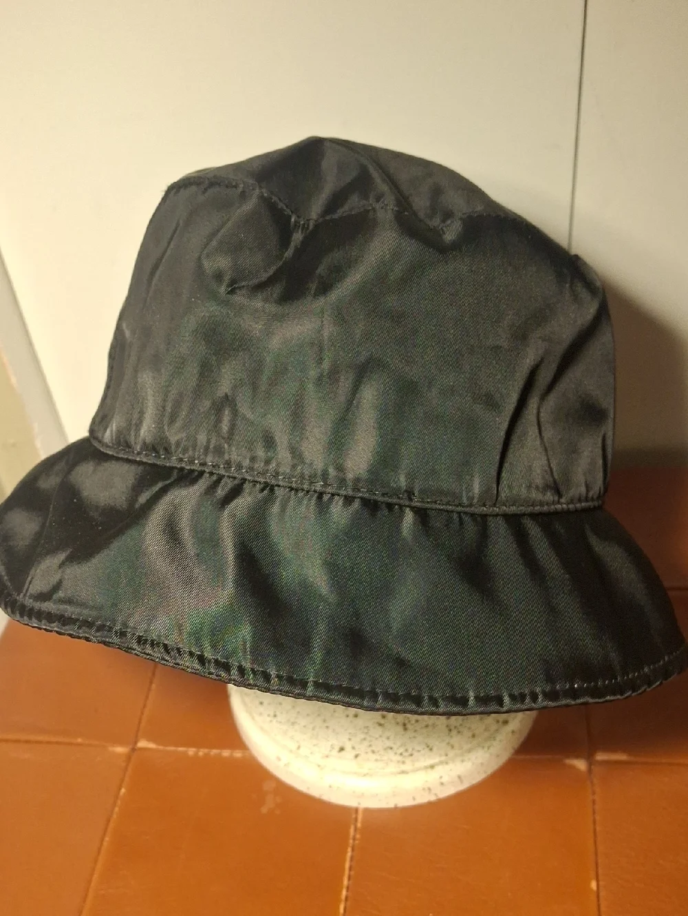 PRADA Milano Black Logo Rain Bucket Hat - Picture 4 of 6